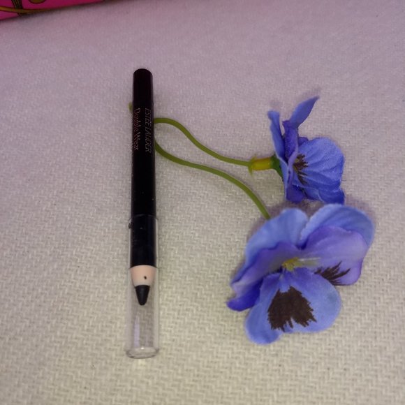 New Estee Lauder Makeup with New Bag. - Picture 4 of 9